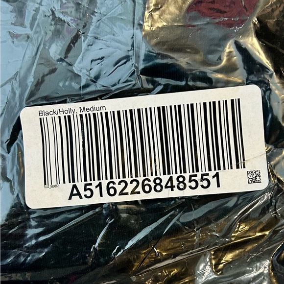 NWT Pack of 2 Quacker Factory Holiday Twinkle Shirts / Medium - Picture 3 of 6